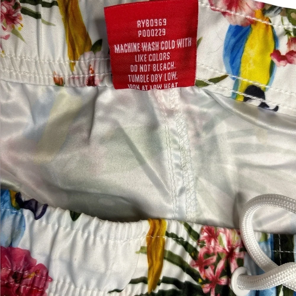 Ring of Fire Sz Large Parrot and Floral Print shorts/swim Trunks NWT. Summer Fun